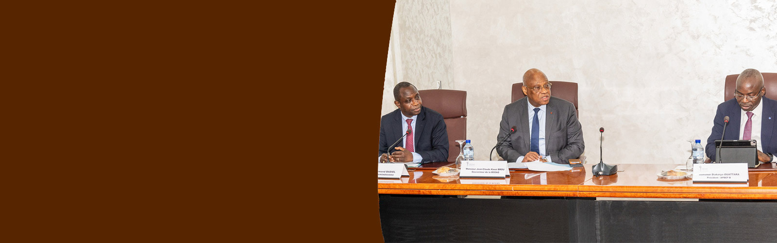 Rencontre du Gouverneur de la BCEAO avec l’APBEF Burkina